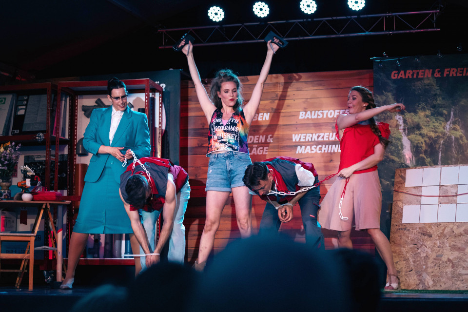 Hammerfrauen - Das Baumarkt-Musical