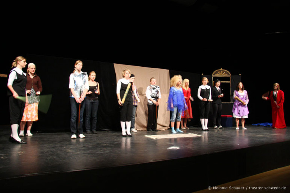 Ein neuer Mantel für den Wind - Theater-AG des Freien Joachimsthaler Gymnasiums