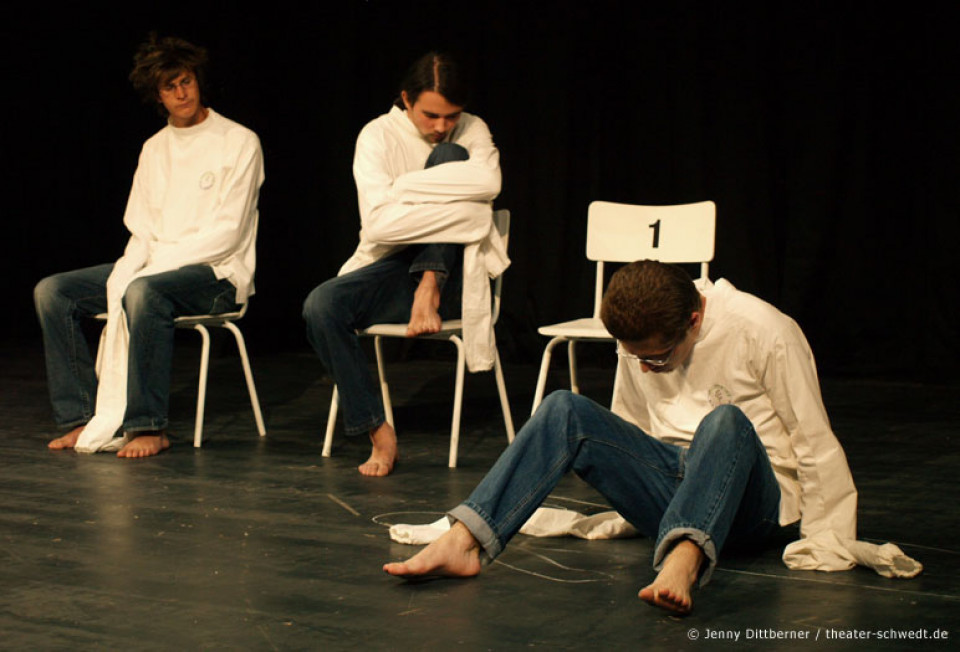 Wer bin ich? - Kurs Darstellendes Spiel Kl. 13, Gymnasium Bertolt Brecht, Bad Freienwalde