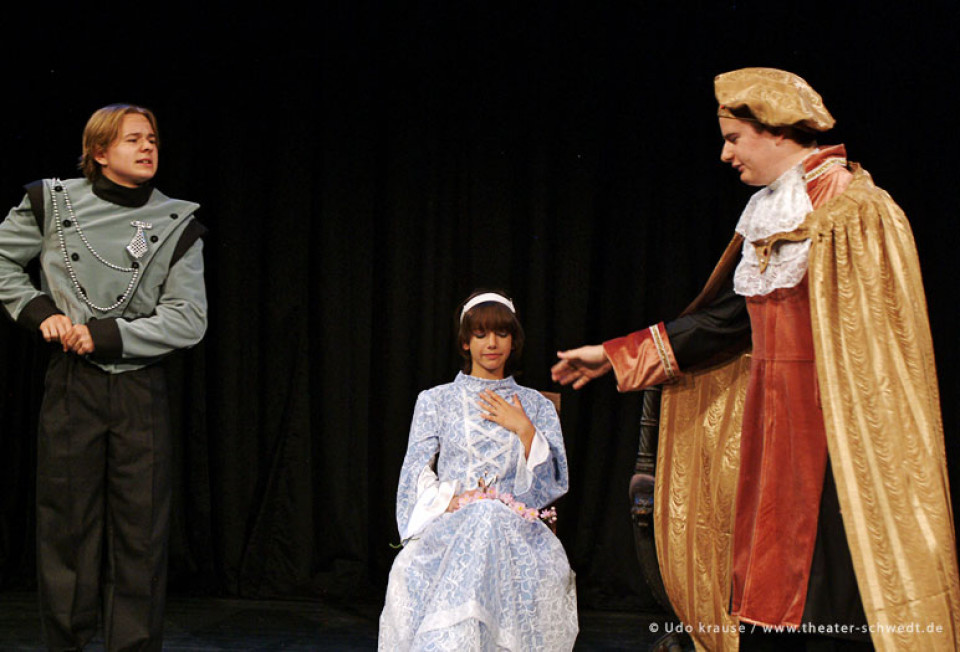 Die Prinzessin und der Mond - Theater-AG des Humboldt-Gymnasiums Eberswalde