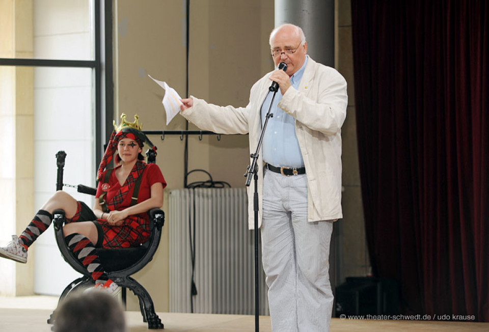 Eröffnung des 16. Schultheaterfestes, Reinhard Simon, Intendant der ubs