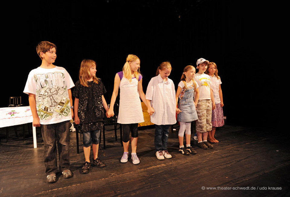 Papa in Panik, Die wilden Flöhe - Theater-AG der Astrid-Lindgren-Grundschule Schwedt