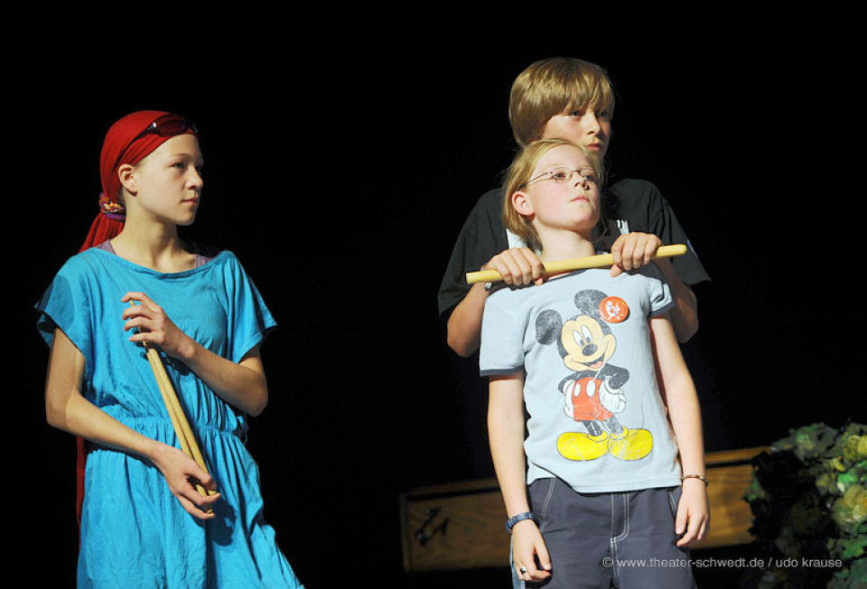 Der große Husten oder Kinder an die Macht, Theatergruppe der Aktiven Naturschule Templin