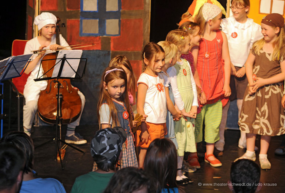 Till Eulenspiegel, Kinderchor und Orchester der Uckermärkischen Musik- und Kunstschule Angermünde