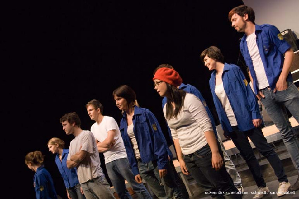 Alle Helden sterben viel zu früh / Theater an der Wendeschleife Cottbus
