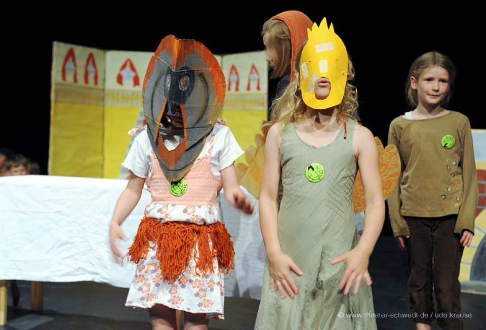 Urwaldsong / Spatzenchor und Kinderchor sowie Musiker der UMKS Angermünde