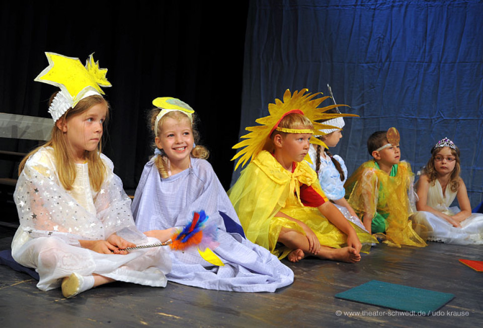 Der vergessene Stern / Theatergruppe der Integrationskindertagesstätte Regenbogen der Lebenshilfe e.V., Kreisvereinigung Uckermark