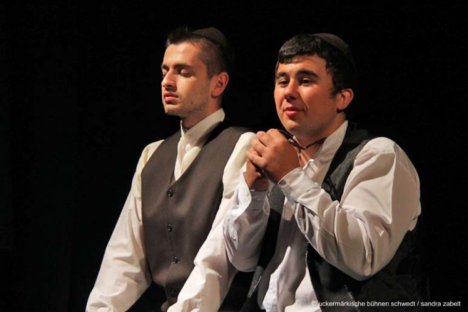 Duft / Teatr Kod, Debno