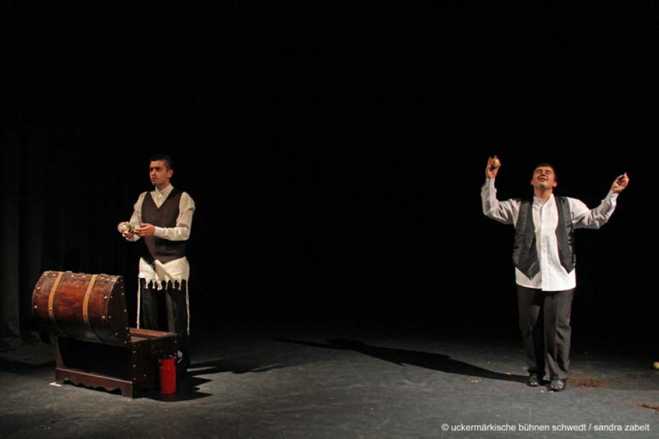 Duft / Teatr Kod, Debno