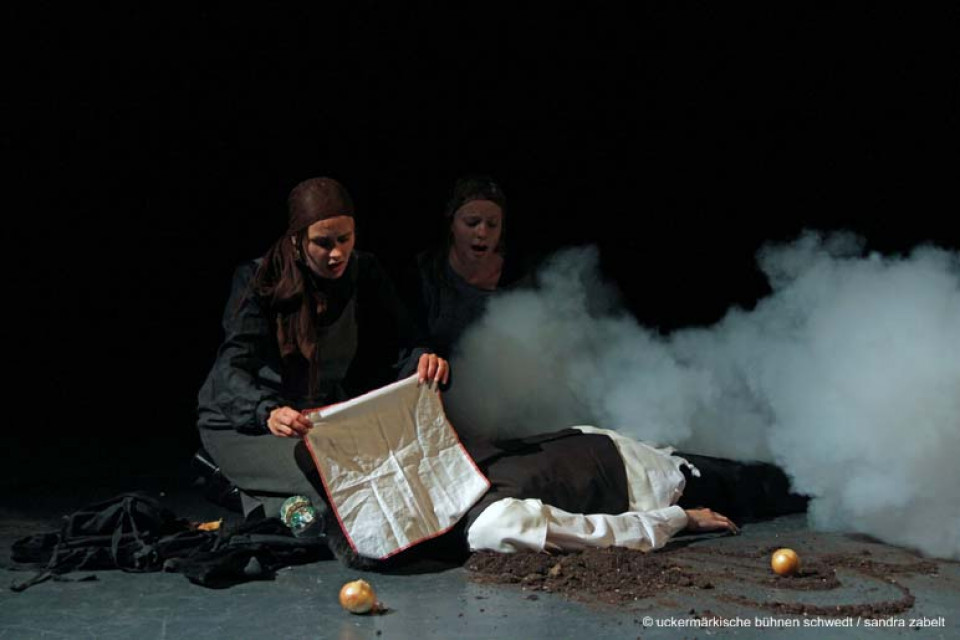 Duft / Teatr Kod, Debno