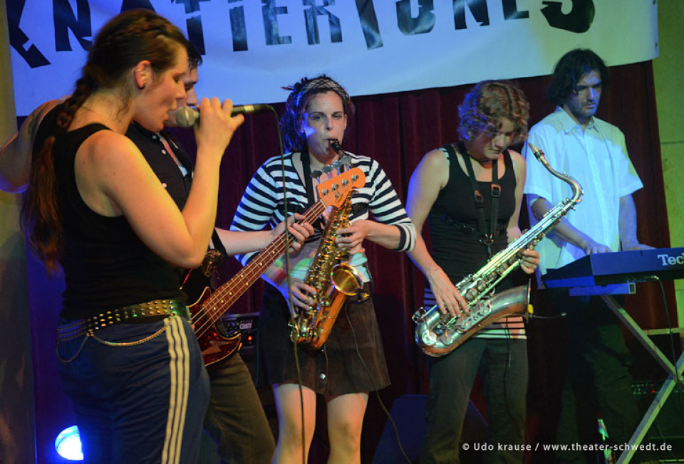 Mittsommernachtskonzert mit den Knattertones