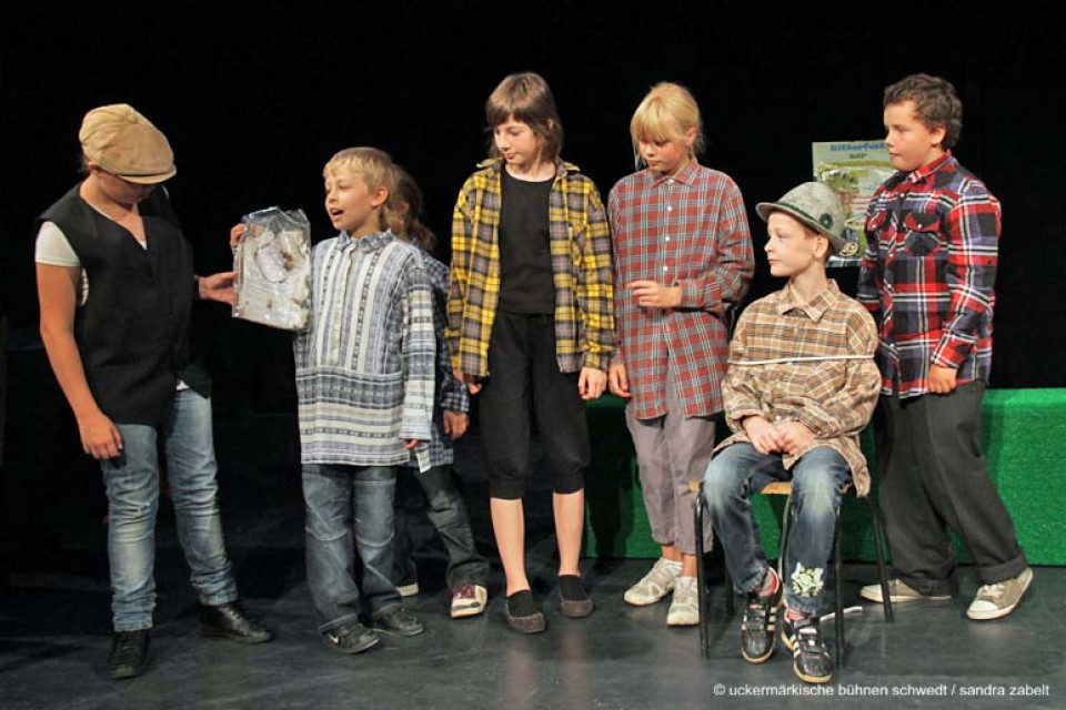 Das fliegende Klassenzimmer / Neigungsgruppe (Kl. 5/6), Erich-Kästner-Grundschule Schwedt