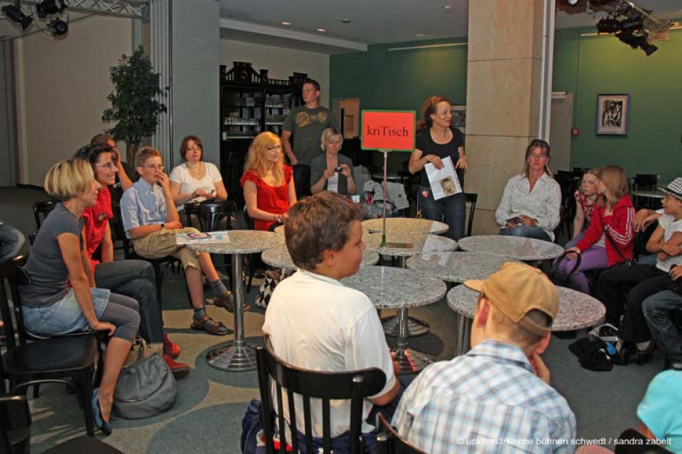 KriTisch zu Das fliegende Klassenzimmer / Neigungsgruppe (Kl. 5/6), Erich-Kästner-Grundschule Schwedt