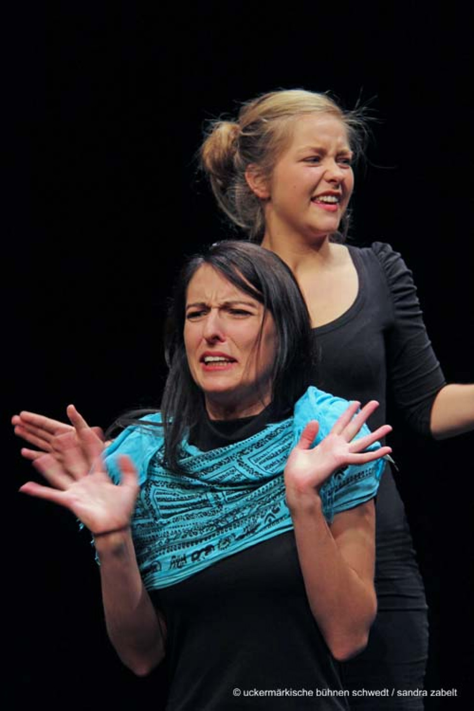 Milchwache Stadt / Kurs Darstellendes Spiel, Klasse 13, C.-F.-Gauß-Gymnasium Schwedt/Oder