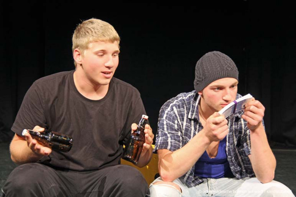 So fucking what / Kurs Darstellendes Spiel, 2. Semester, Bertolt-Brecht-Gymnasium Bad Freienwalde