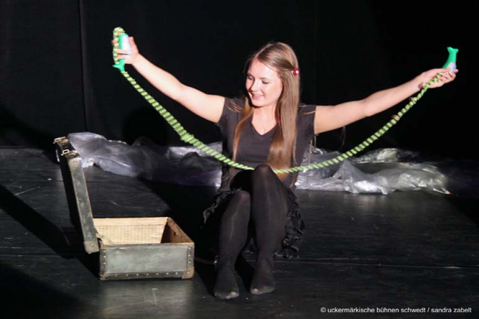 Das Leben ist ein Spiel / Kurs Darstellendes Spiel, Kl. 12/13, Gesamtschule Talsand Schwedt