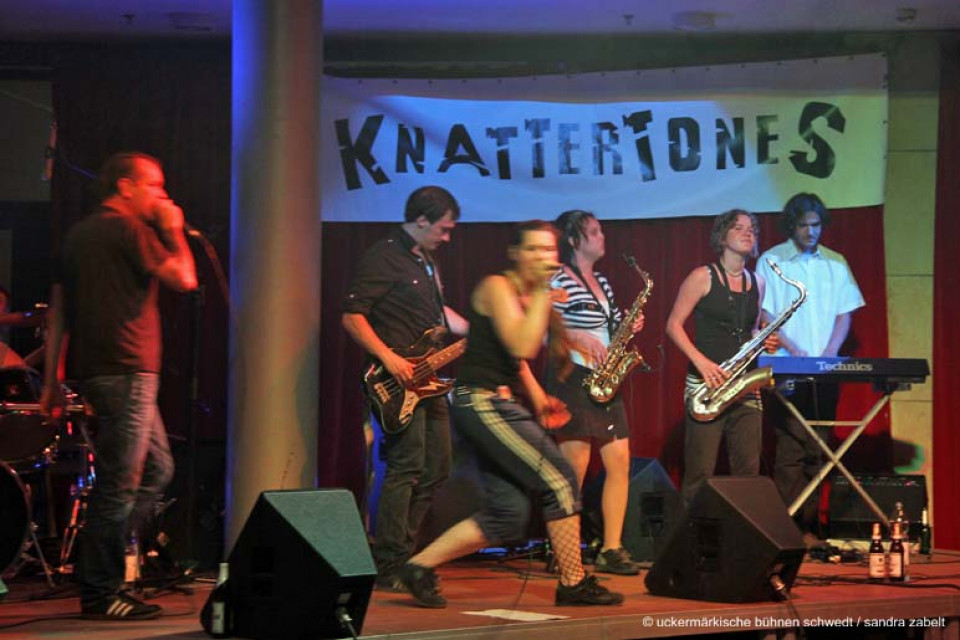 Mittsommernachtskonzert mit den Knattertones