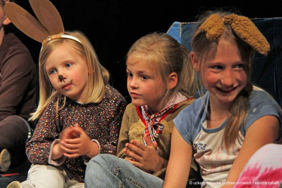 Der Hasenkalender / Kinderchor und Instrumentalensemble der Uckermärkischen Musik- und Kunstschule Angermünde