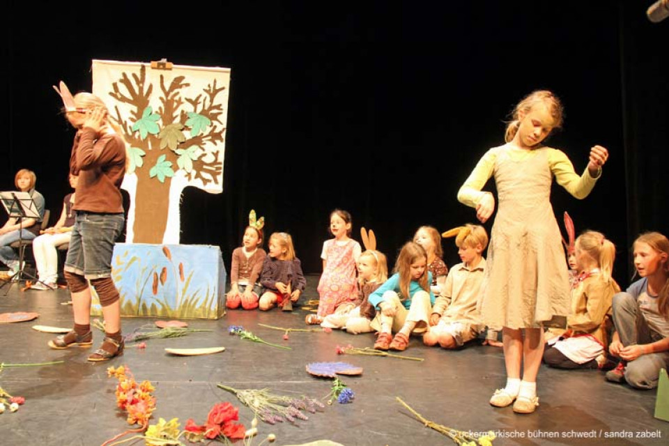 Der Hasenkalender / Kinderchor und Instrumentalensemble der Uckermärkischen Musik- und Kunstschule Angermünde