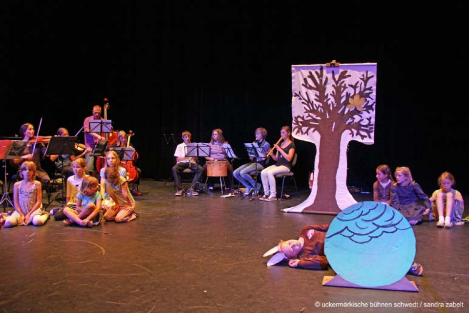 Der Hasenkalender / Kinderchor und Instrumentalensemble der Uckermärkischen Musik- und Kunstschule Angermünde