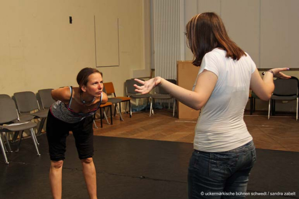 Werkstatt: Psychologische Gesten mit Madlen Wegner (Schauspielschülerin)