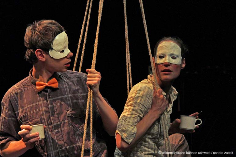 Koma / Theaterschule für Körper & Bildung und Theater Frankfurt (Oder)