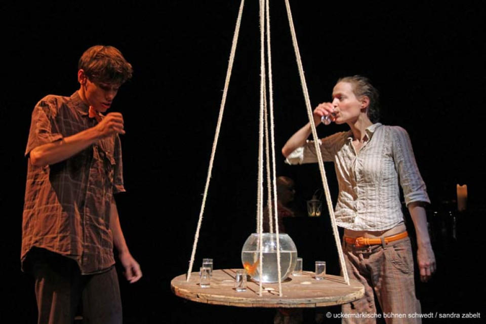 Koma / Theaterschule für Körper & Bildung und Theater Frankfurt (Oder)