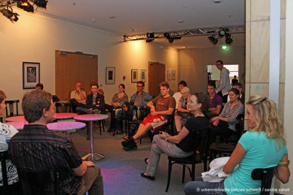 KriTisch zu Sag es wie es ist / MuT-Klub, Theaterjugendclub der ubs