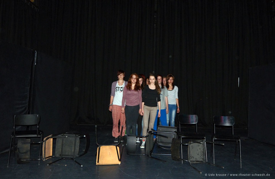 Die Verrückten (Wariatki) - Teatr UHURU, Kulturhaus Gryfino