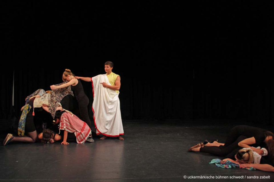 Eifersucht - Kurs Darstellendes Spiel, Klasse 10, C.-F.-Gauß-Gymnasiums Schwedt/Oder