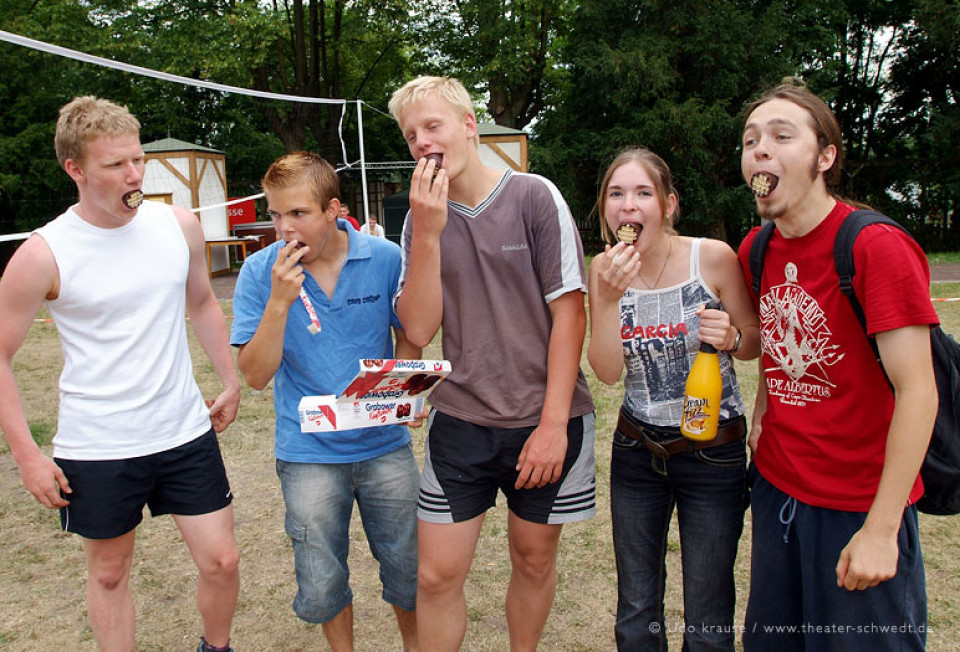 nach dem Schultheaterfestvolleyballturnier