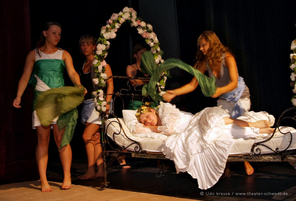 Ein Sommernachtstraum / DS-Kurs Ruoanet's Runaways Kl. 12, Ruoanet-Gymnasium Beeskow