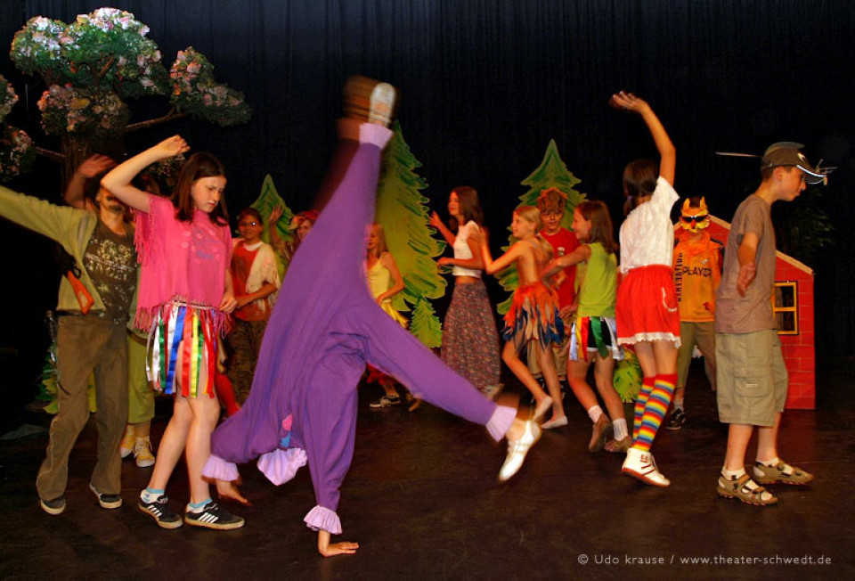 Rotkäppchen - ganz anders / Spielgruppe Eichhörnchen, Grundschule Nr. 4, Barlinek (Polen)