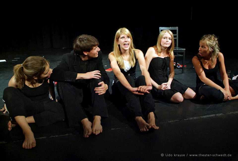 Leonce und Lena / Theater in der Senke des Karl-Liebknecht-Gymnasiums Frankfurt (Oder)