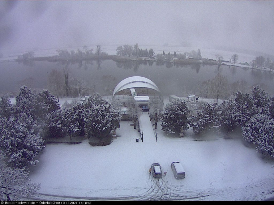 endlich wieder ein Dezember mit Schnee, für die Kinder bestimmt sehr schön (hinzugefügt von volker am 10.12.2021)
