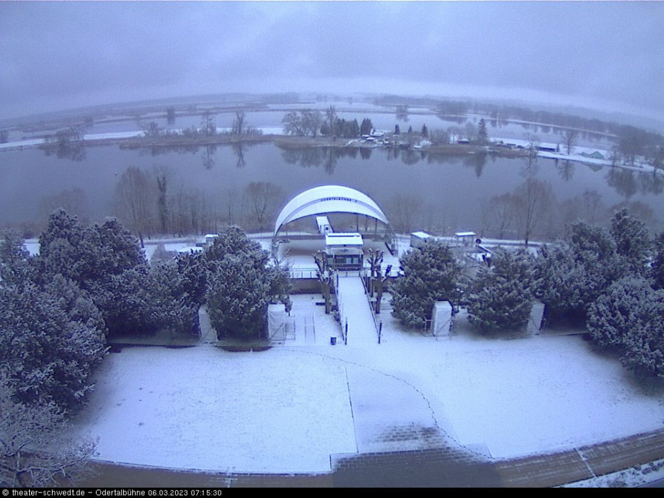 der winter ist zurück (hinzugefügt von bobby am 06.03.2023)