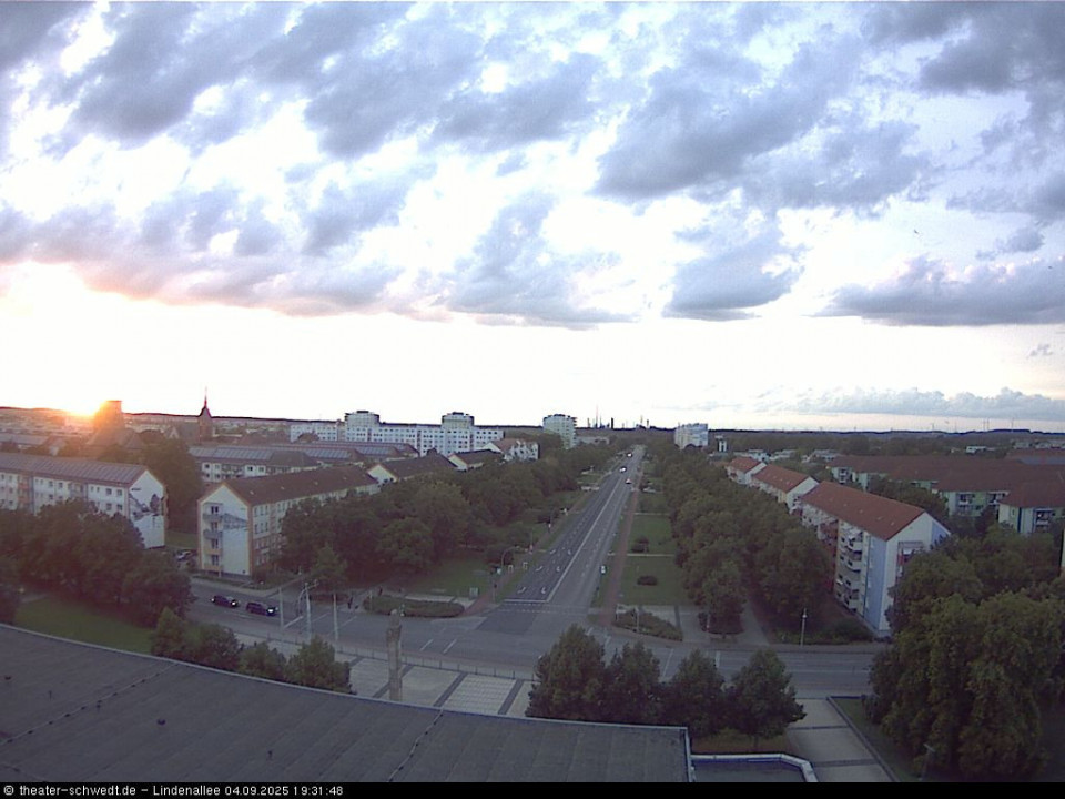 Sonnenuntergangsgefühle mitten in der City! (hinzugefügt von Jonas am 04.09.2025)