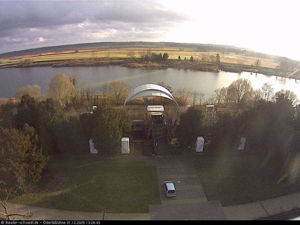 Das untere Odertal - Wo im Glanze eines von Sonne gezeichneten Tages der Buchfink leise zwitschert, und einen die Sorgen schnell vergessen lässt (hinzugefügt von Jonas am 01.12.2025)