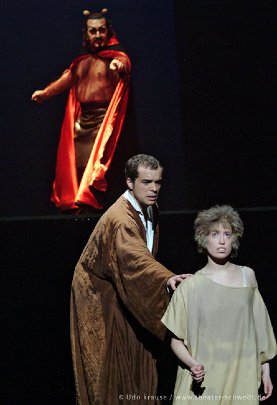 Faust I, Kerker - G. Kähling (Mephistopheles I), W. Scheller (Faust), N. Panjas (Gretchen)