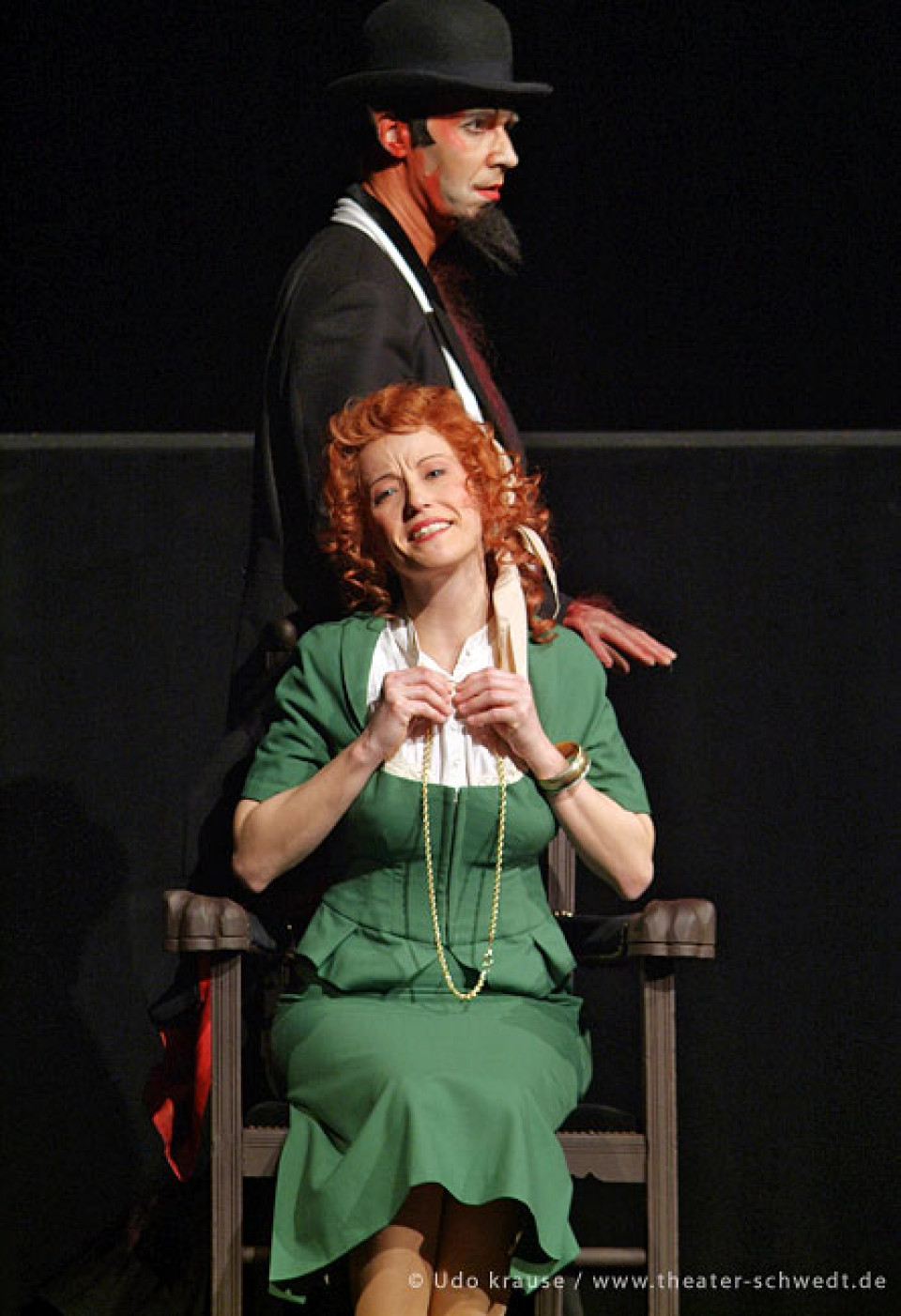 Faust I, Der Nachbarin Haus - K. Otten (Marthe), U. Schmiedel (Mephistopheles III)